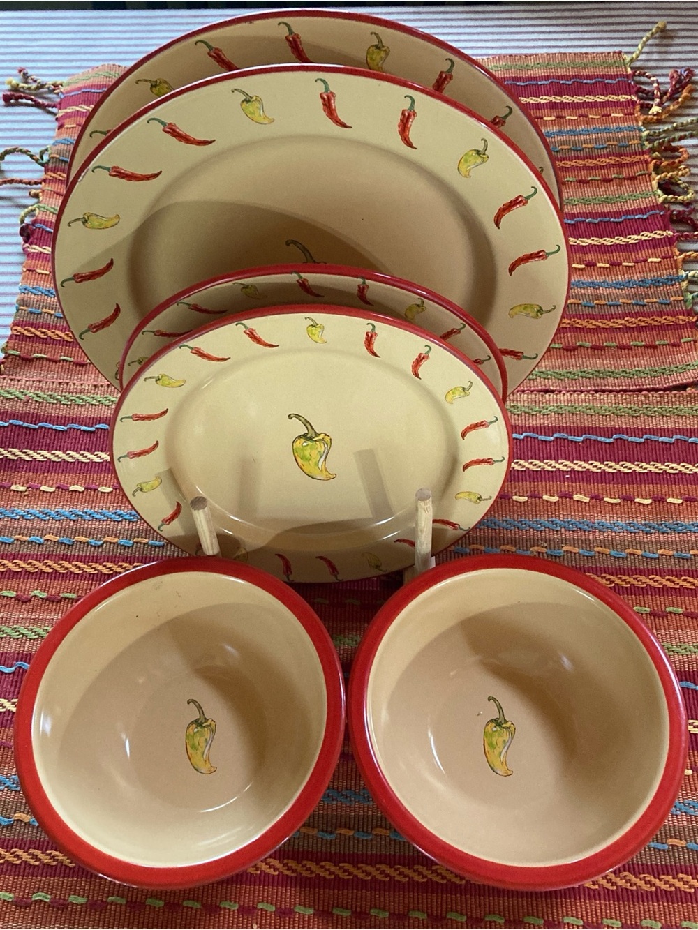 Marble Canyon Chili Peppers Enamelware 6 Piece Set NWT